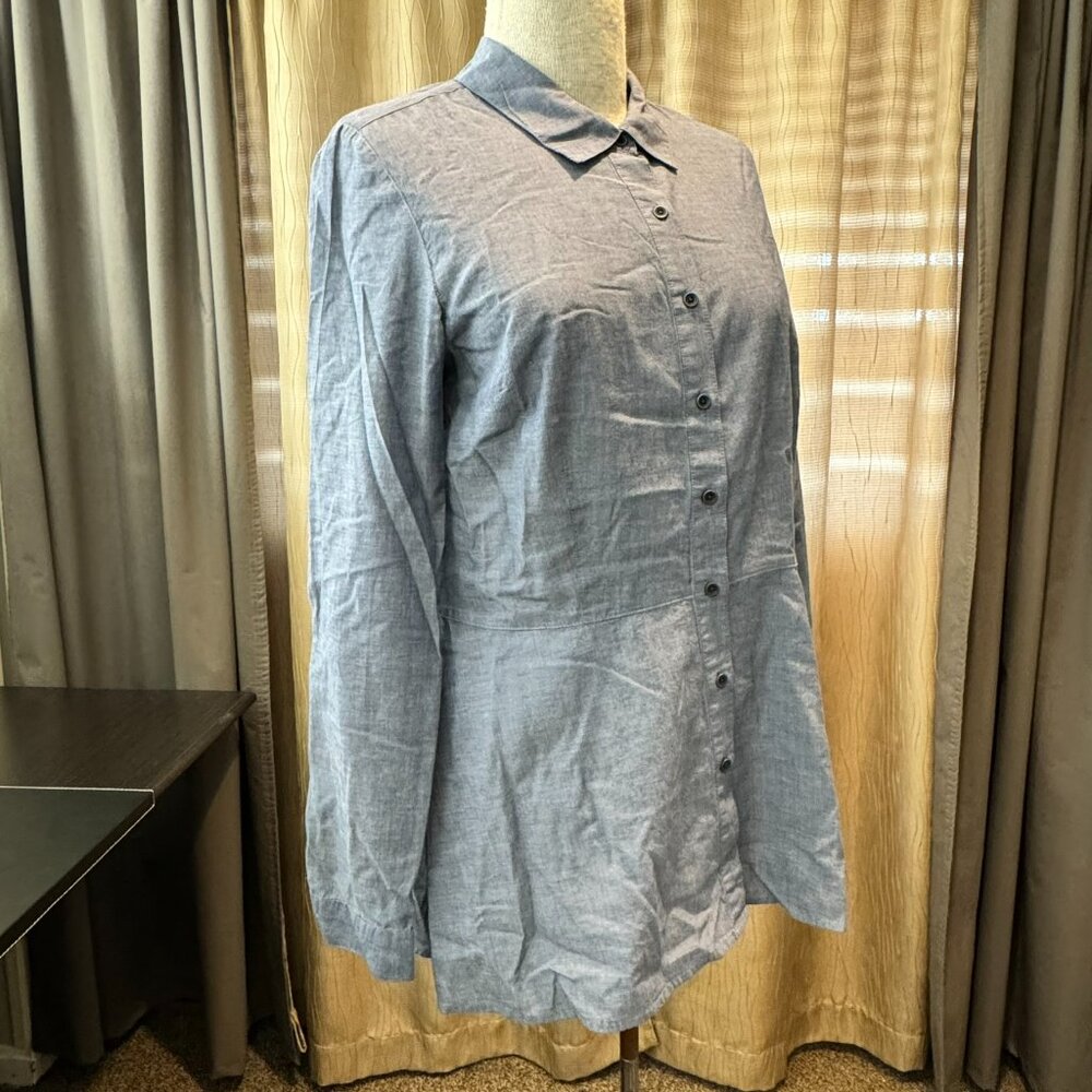 - J. Jill Soft Chambray Peplum Long Sleeve Top Summer Cotton SMALL   - 1C2056